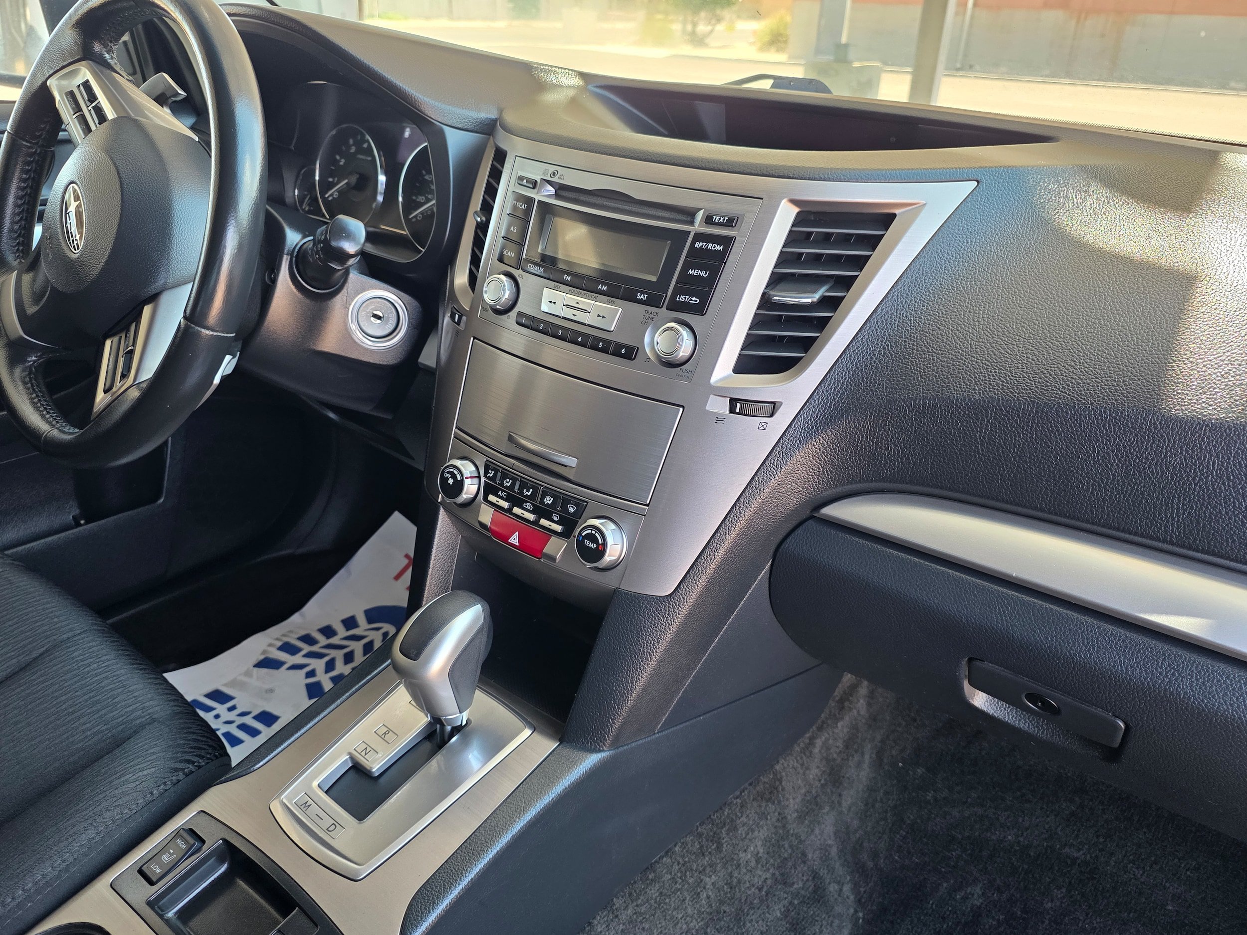 Used 2012 Subaru Outback 2.5i Premium AWD/4WD image 29