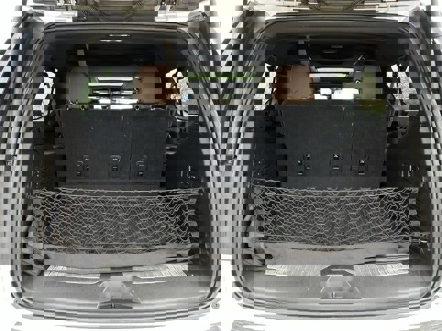 Used 2021 Chevrolet Suburban High Country image 34