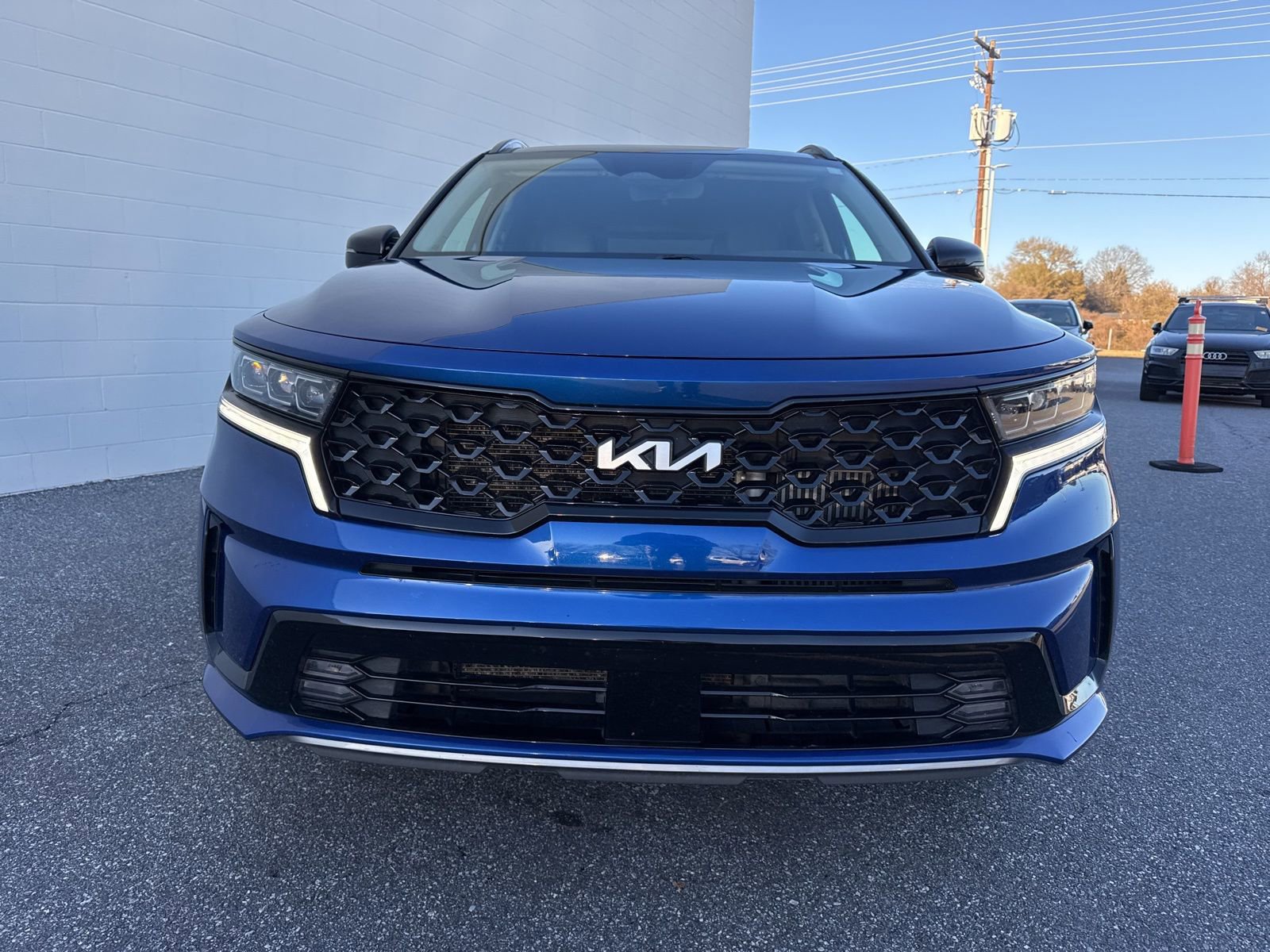 Used 2022 Kia Sorento SX image 2