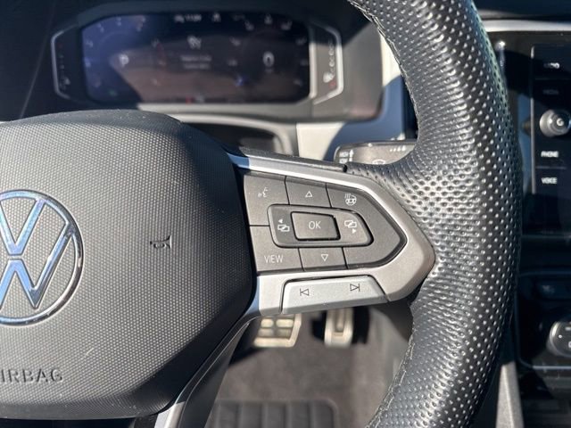 Used 2023 Volkswagen Atlas SEL R-Line image 12