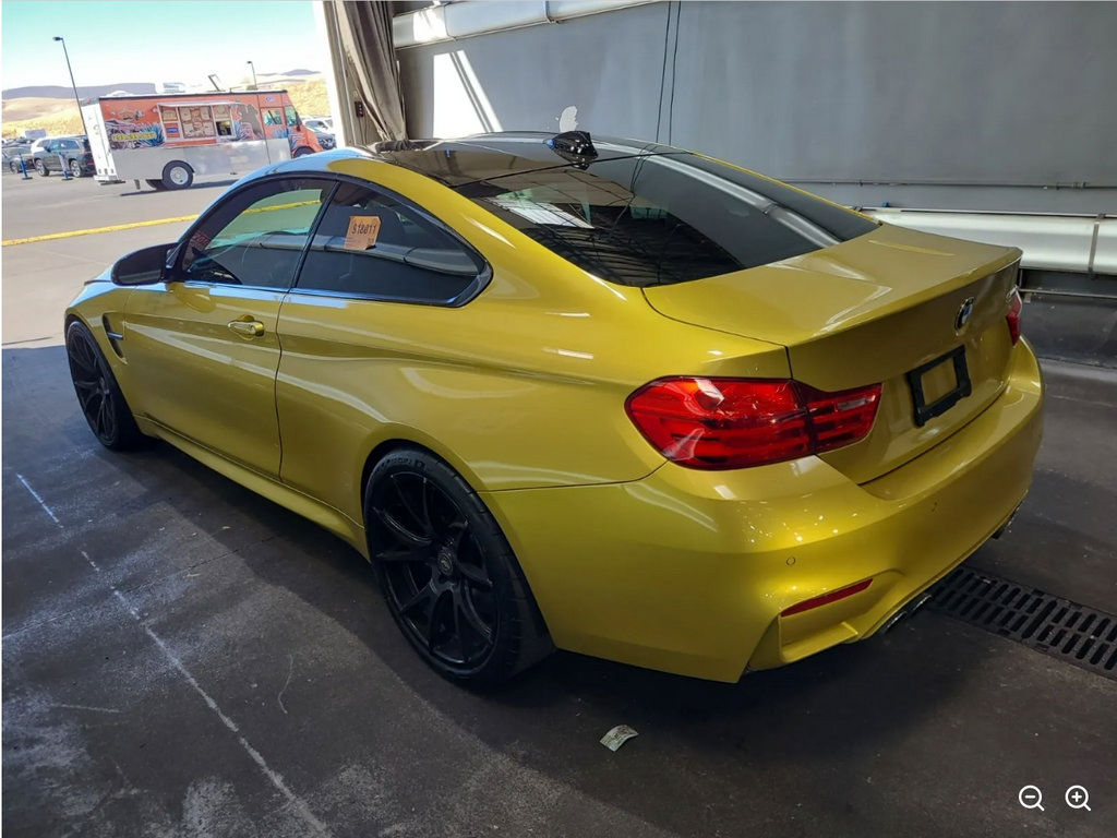 Used 2015 BMW M4 Coupe w/ Executive Package RWD image 3