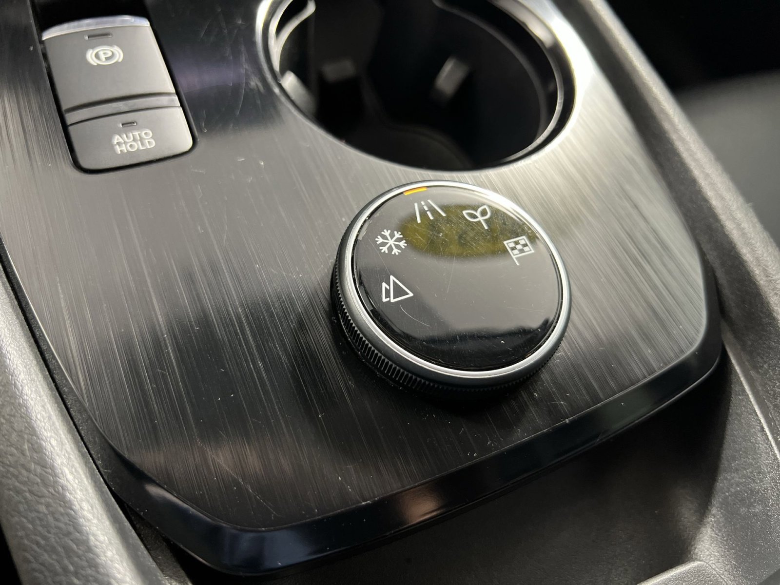 Used 2023 Nissan Rogue SV w/ SV Premium Package image 31