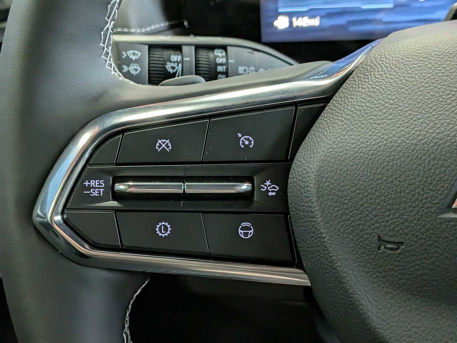 New 2026 Chevrolet Traverse LT w/ Enhanced Driving Package image 24