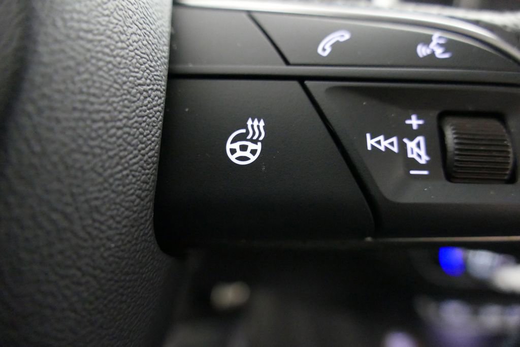 Used 2025 Audi SQ5 Premium Plus image 17