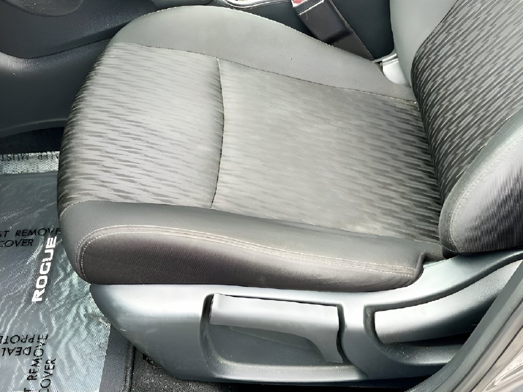 Used 2019 Nissan Rogue S w/ Special Edition Package AWD/4WD image 18