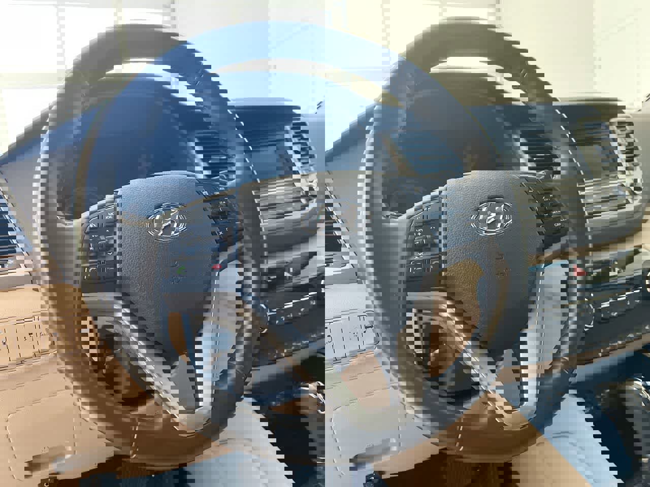 Used 2016 Hyundai Tucson Sport image 14