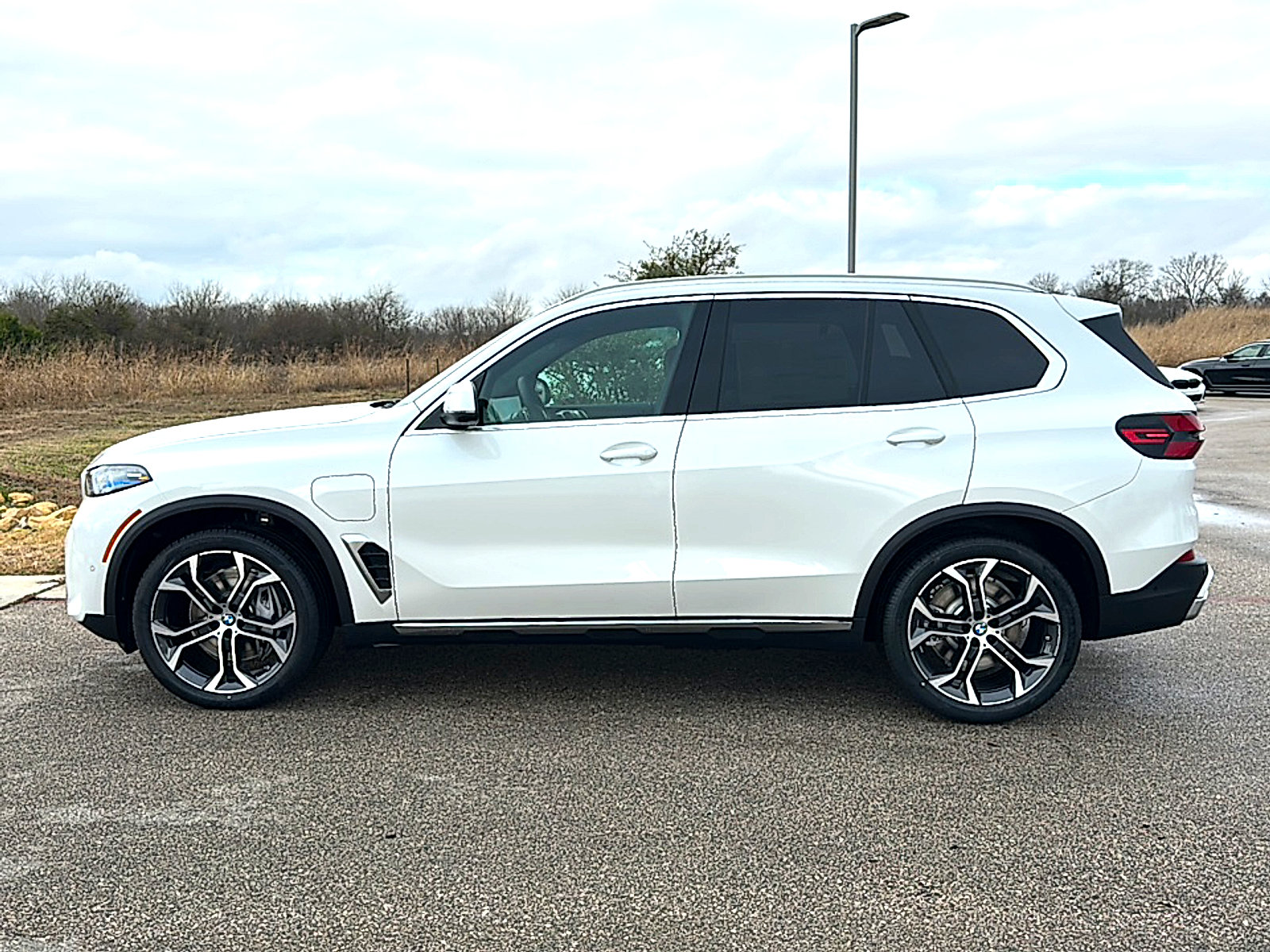 New 2026 BMW X5 xDrive50e AWD/4WD image 5