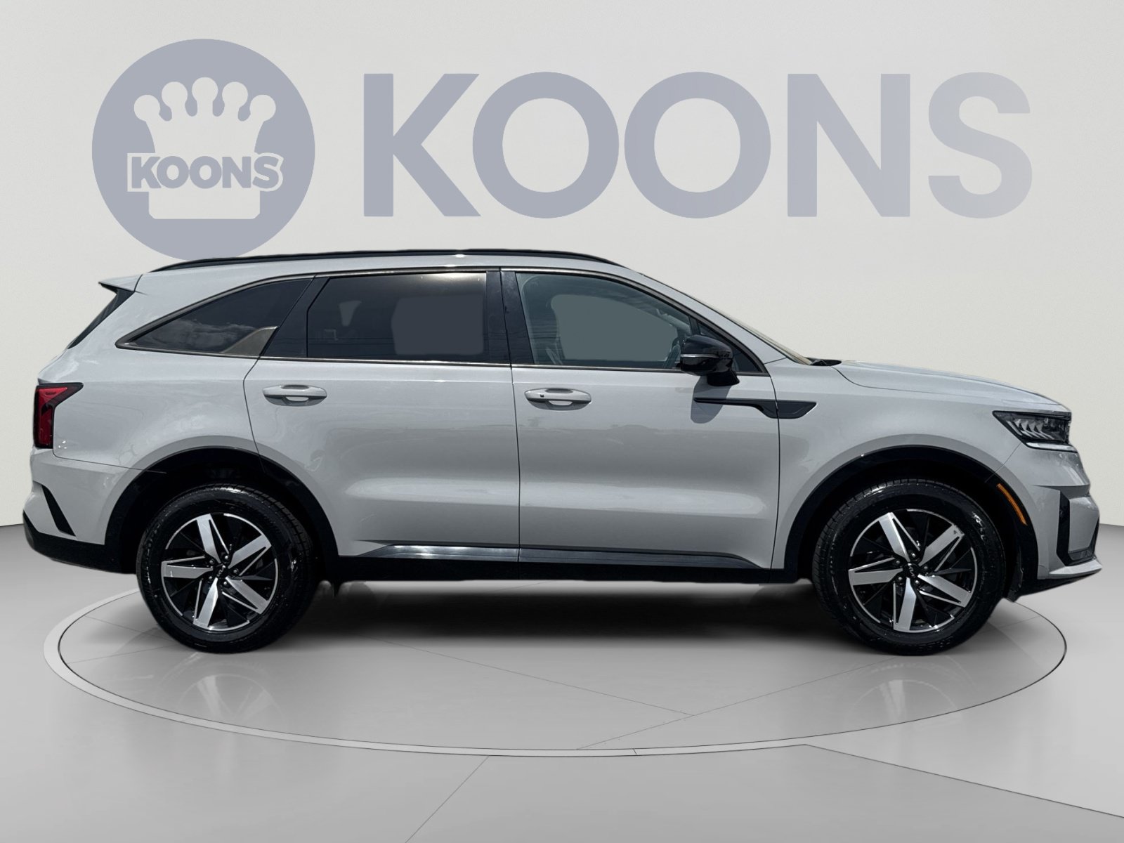Used 2022 Kia Sorento EX w/ Panoramic Sunroof Package FWD image 5