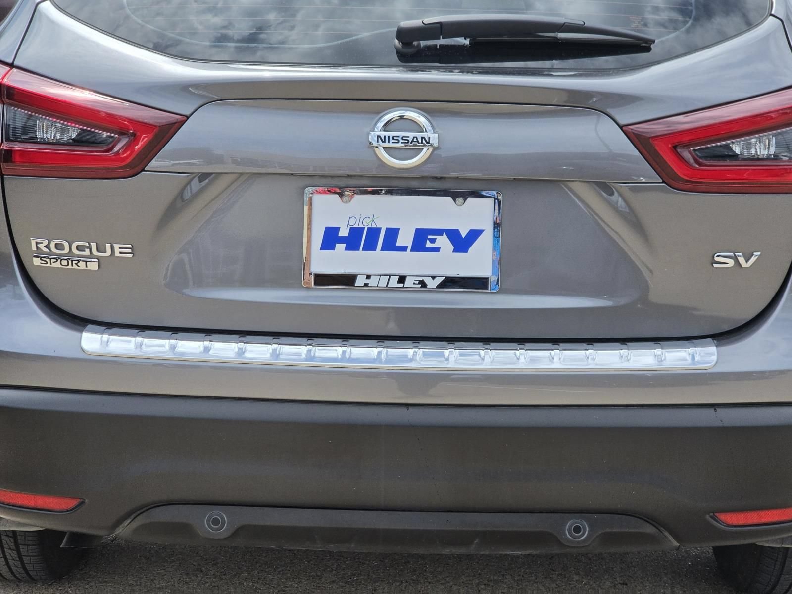 Used 2022 Nissan Rogue Sport SV w/ Technology Package FWD image 5