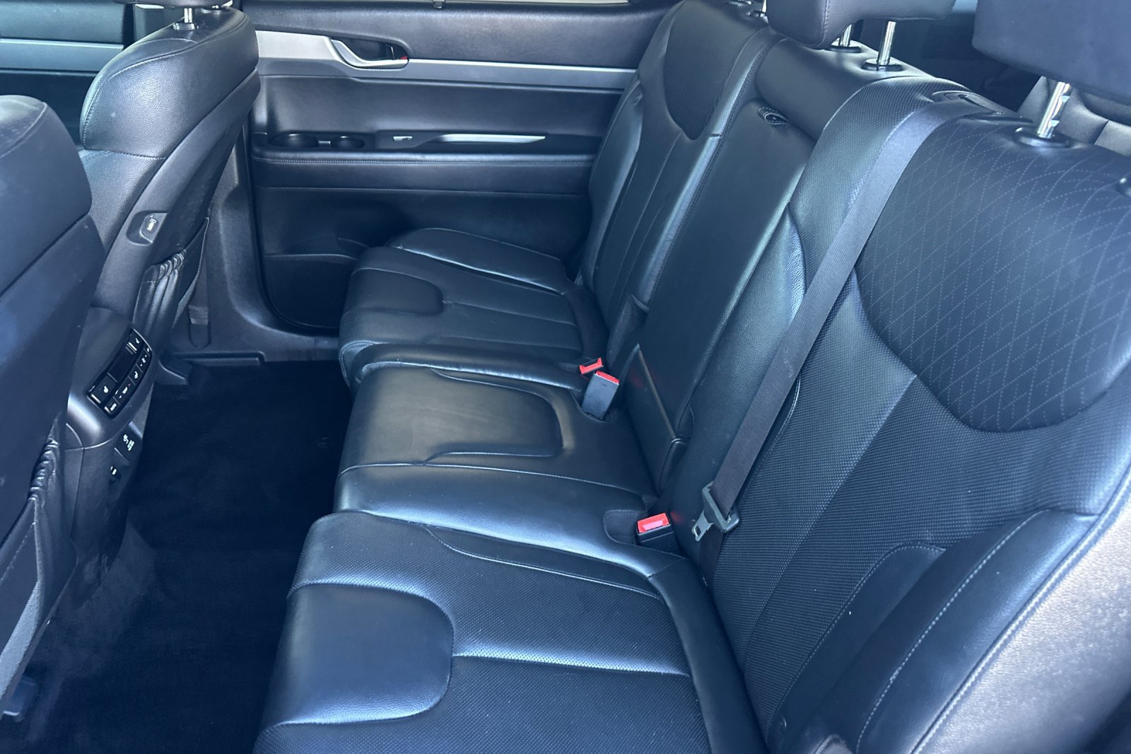 Used 2021 Hyundai Palisade SEL w/ Cargo Package AWD/4WD image 11