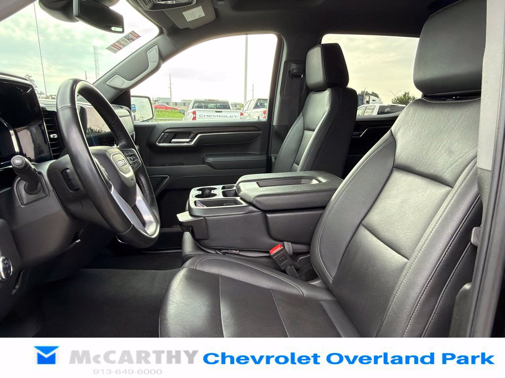 Used 2025 GMC Sierra 1500 SLT AWD/4WD image 22