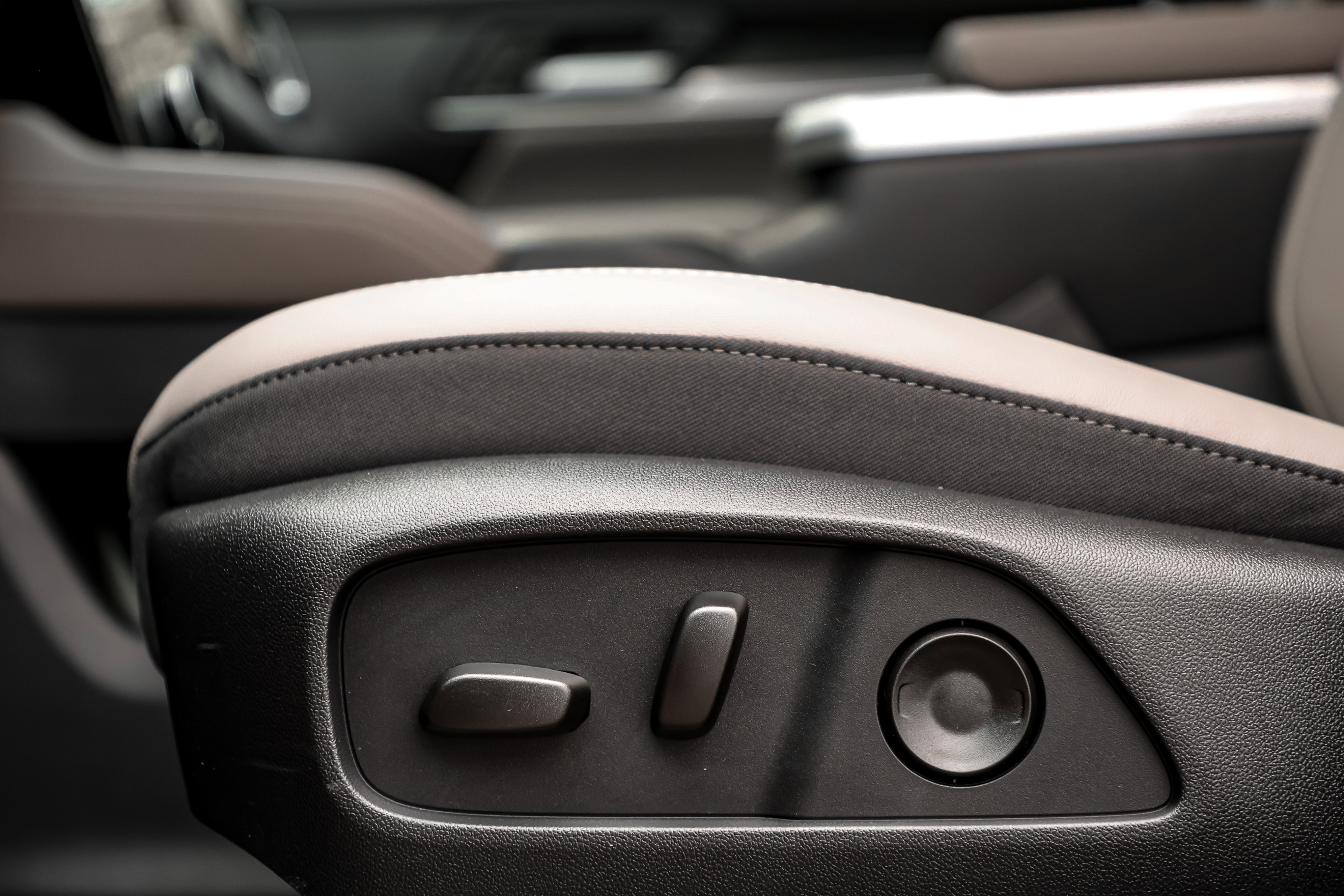 New 2026 GMC Terrain Elevation image 15