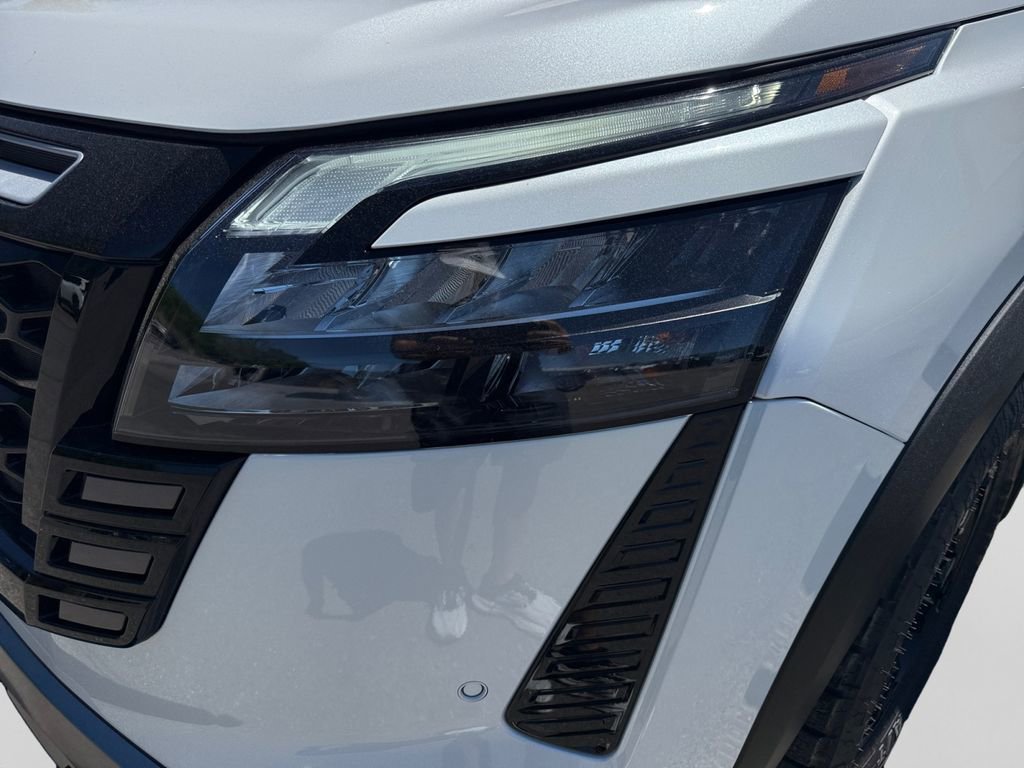 New 2026 Nissan Pathfinder Rock Creek w/ Rock Creek Premium Package AWD/4WD image 21