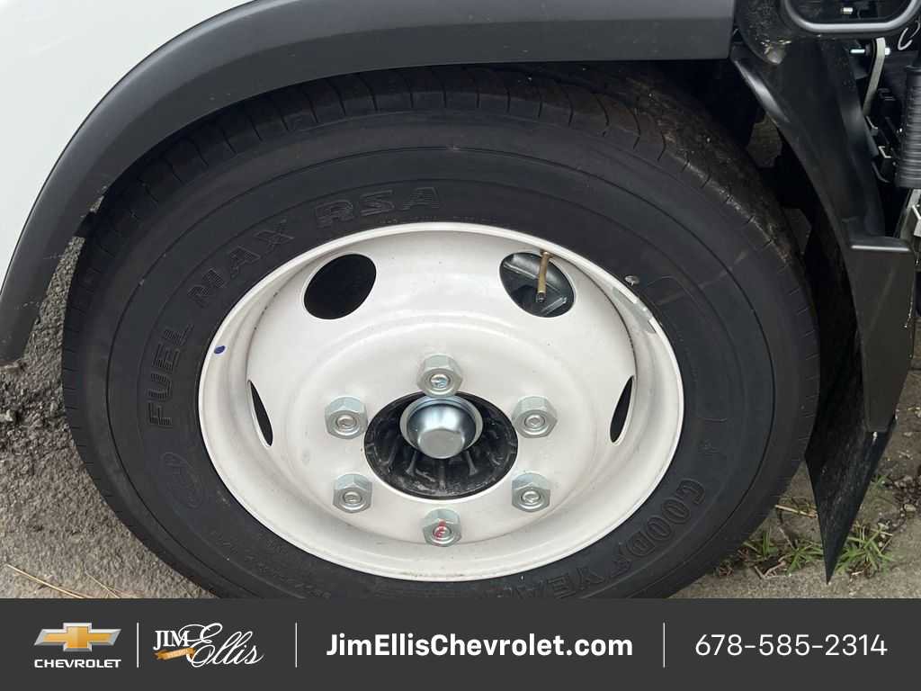 New 2024 Chevrolet Low Cab Forward RWD image 6