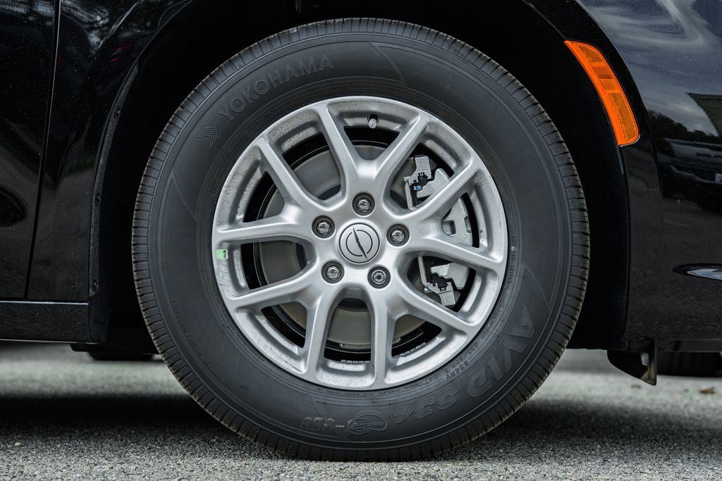 New 2025 Chrysler Pacifica Select image 14