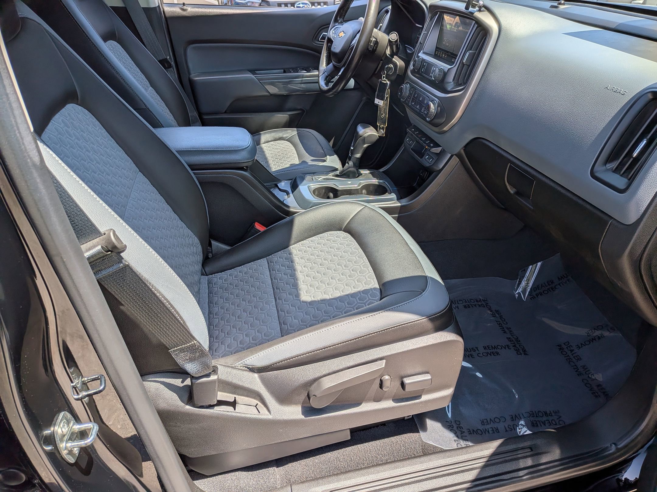 Used 2019 Chevrolet Colorado Z71 RWD image 32