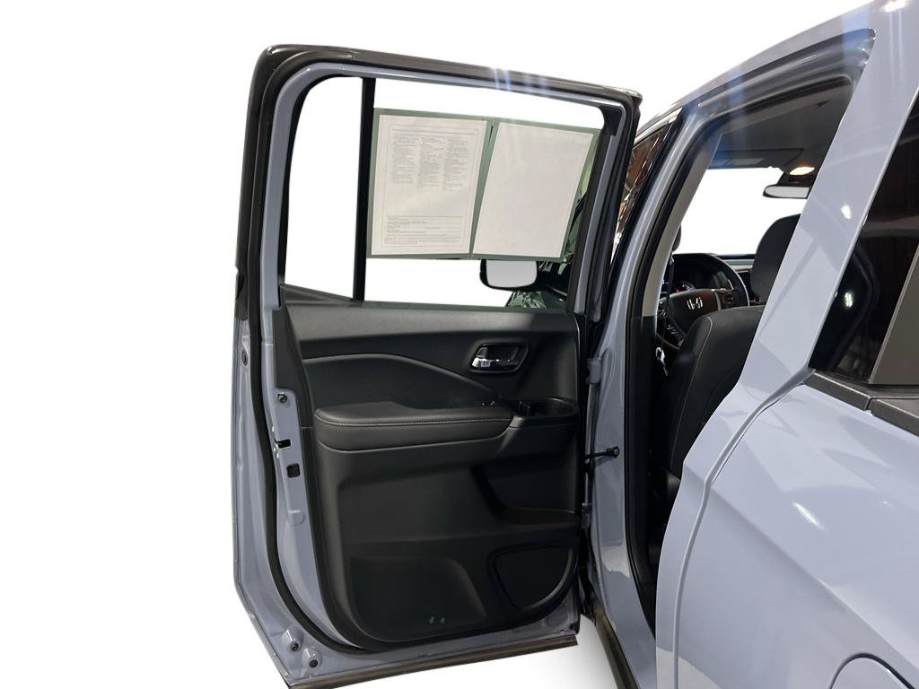 Used 2023 Honda Ridgeline Sport image 21