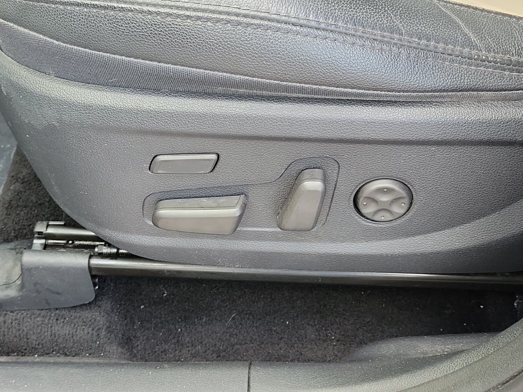 Used 2019 Hyundai Santa Fe FWD image 22