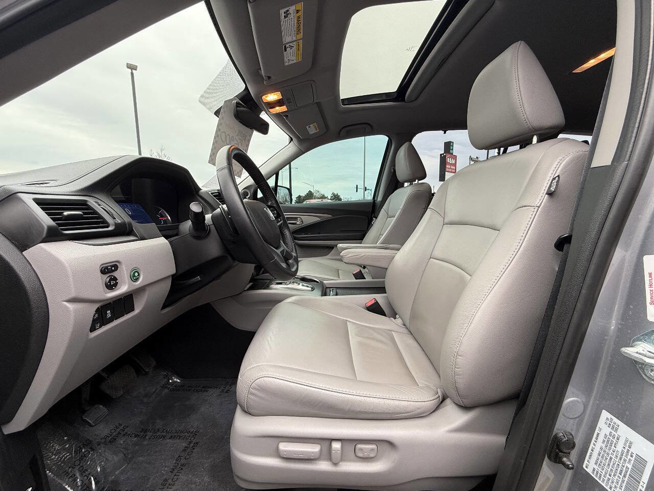Used 2021 Honda Pilot Special Edition image 16