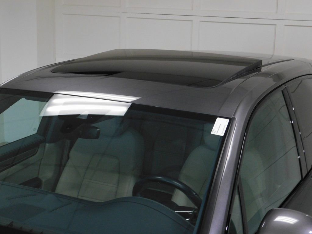 Used 2021 Porsche Cayenne GTS image 26