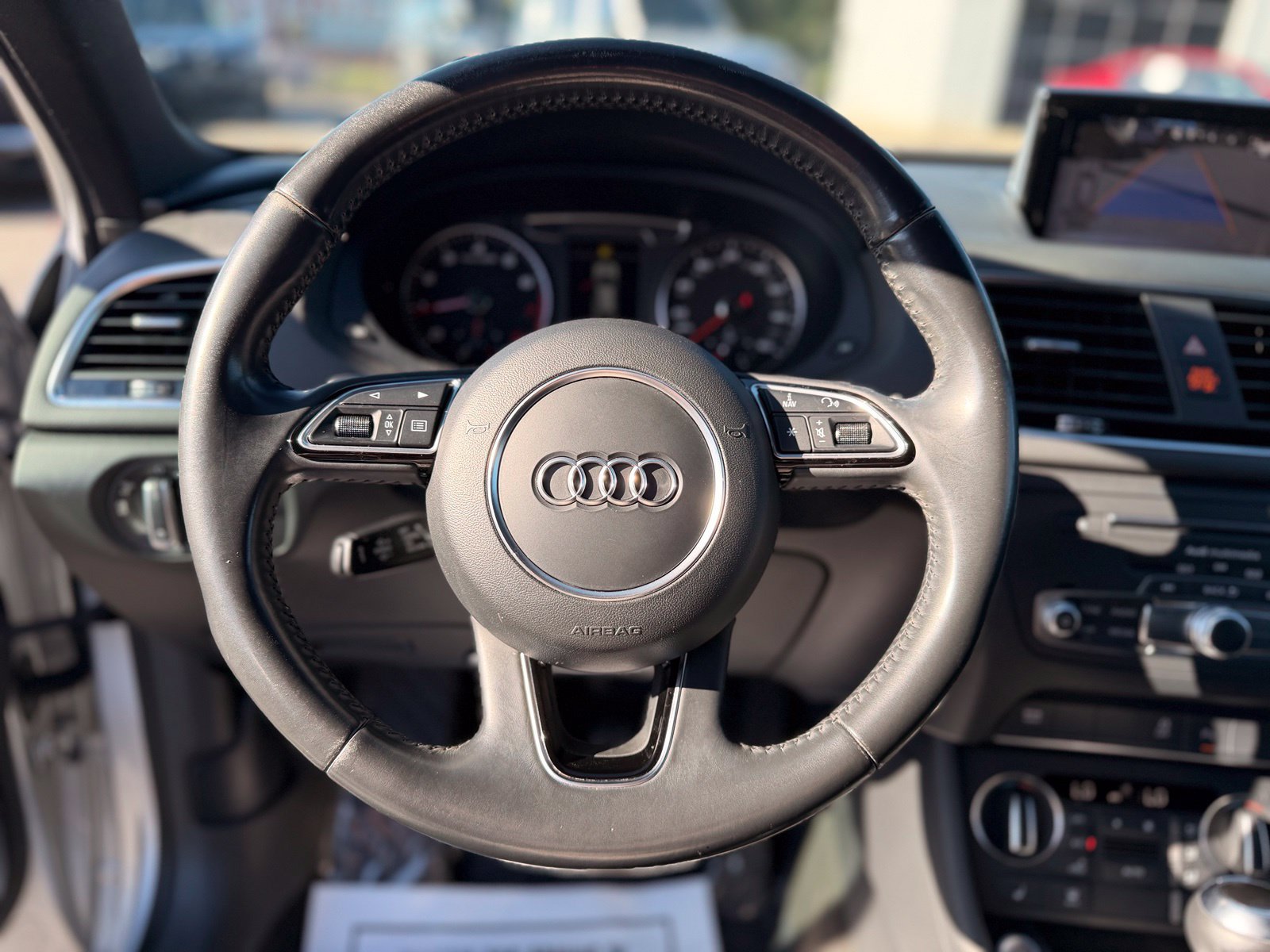 Used 2018 Audi Q3 2.0T Premium Plus w/ Premium Plus Package AWD/4WD image 18