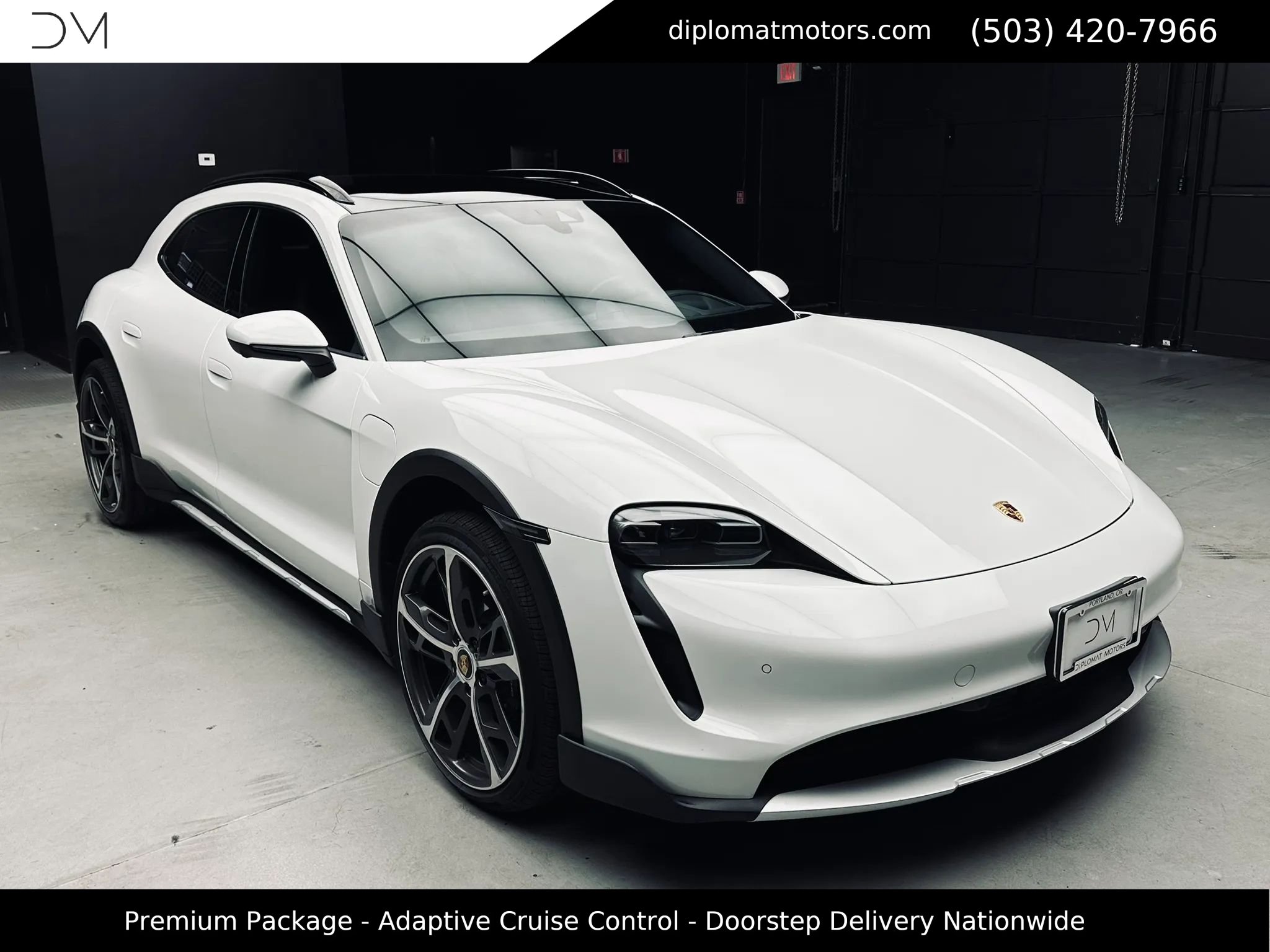 Used 2022 Porsche Taycan 4 Cross Turismo AWD/4WD image 9
