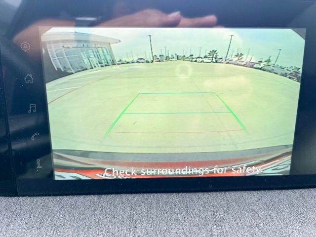 Used 2025 Nissan Kicks SV FWD image 11