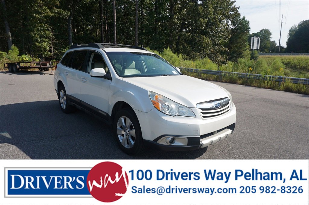 Used 2011 Subaru Outback 3.6R Limited w/ PWR Moonroof Pkg