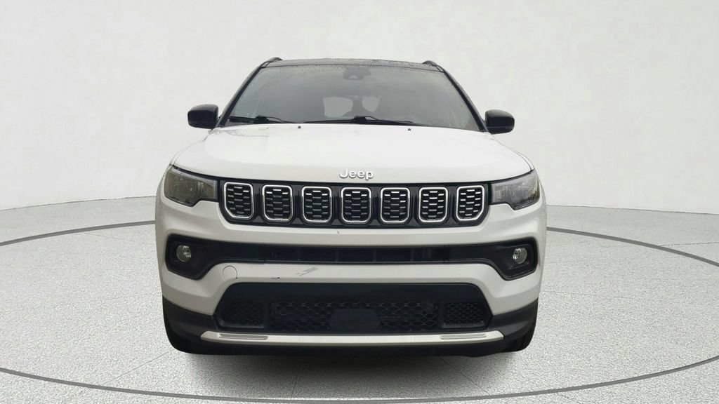 Used 2024 Jeep Compass Limited AWD/4WD image 2