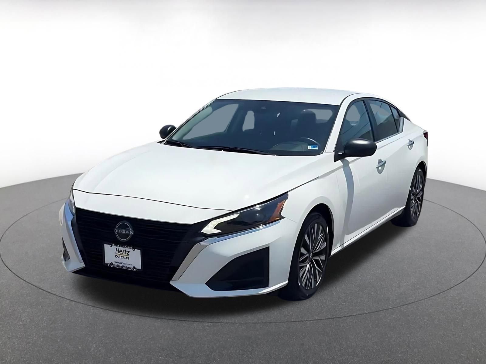 Used 2025 Nissan Altima 2.5 SV FWD image 7