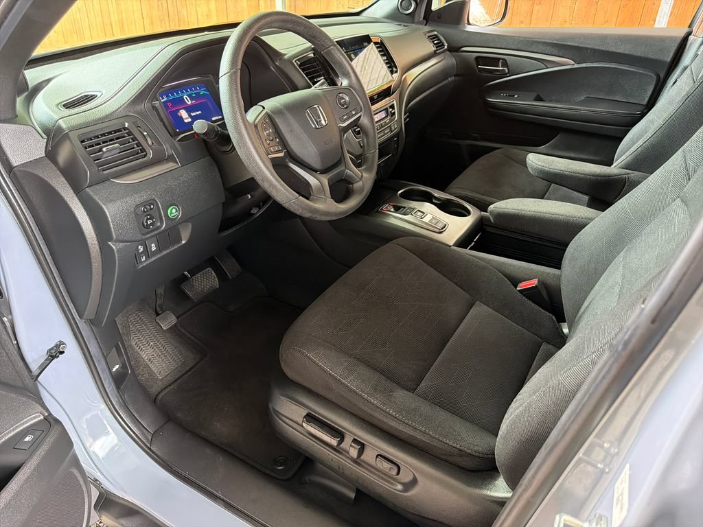 Used 2022 Honda Pilot Sport image 2