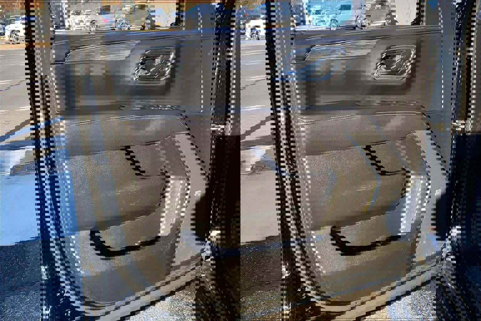 Used 2021 GMC Yukon SLT w/ SLT Luxury Plus Package image 18