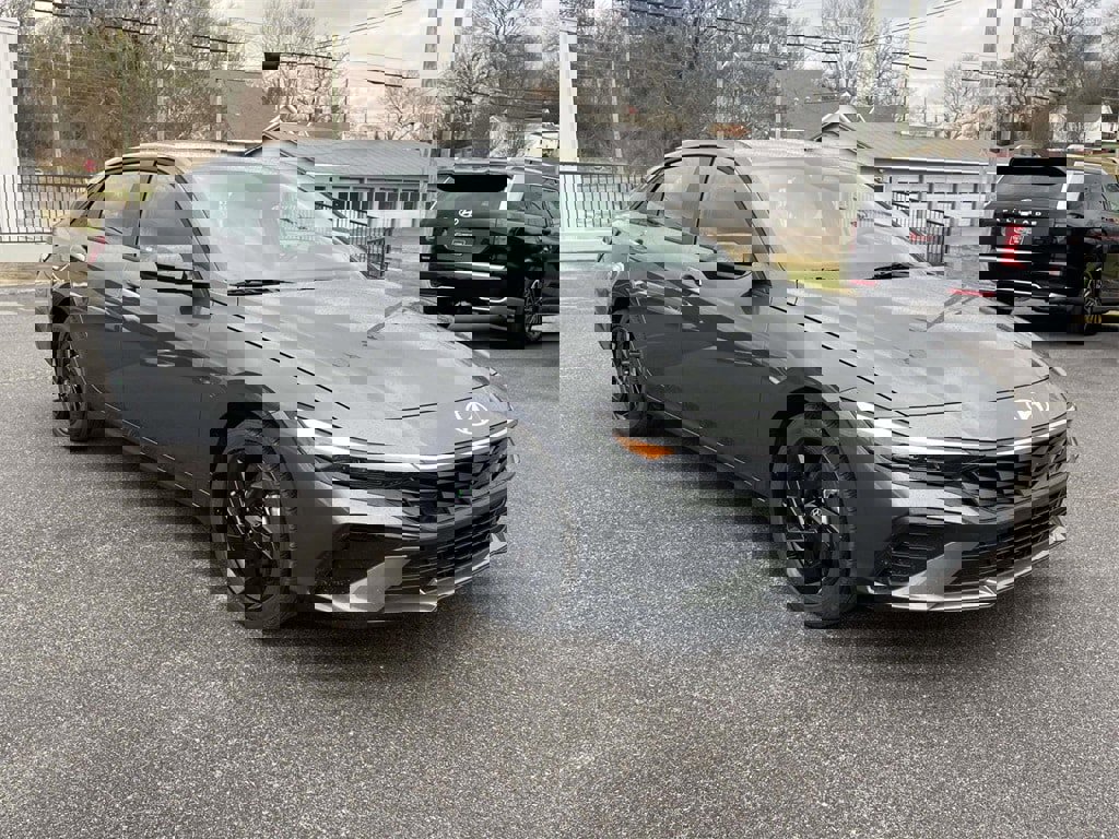 New 2026 Hyundai Elantra Sport image 4