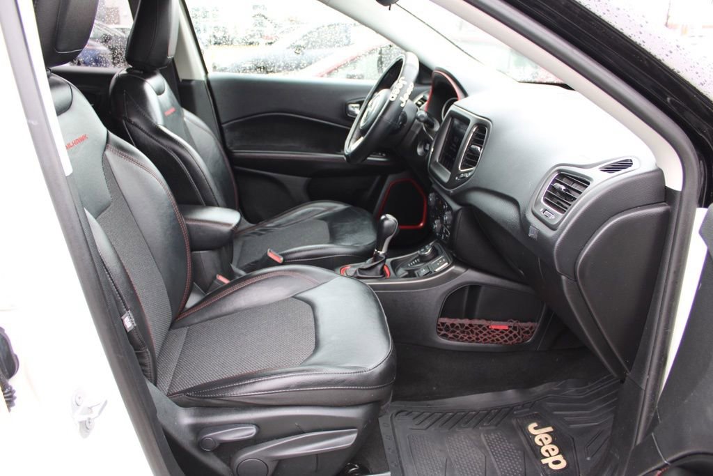 Used 2019 Jeep Compass Trailhawk image 20