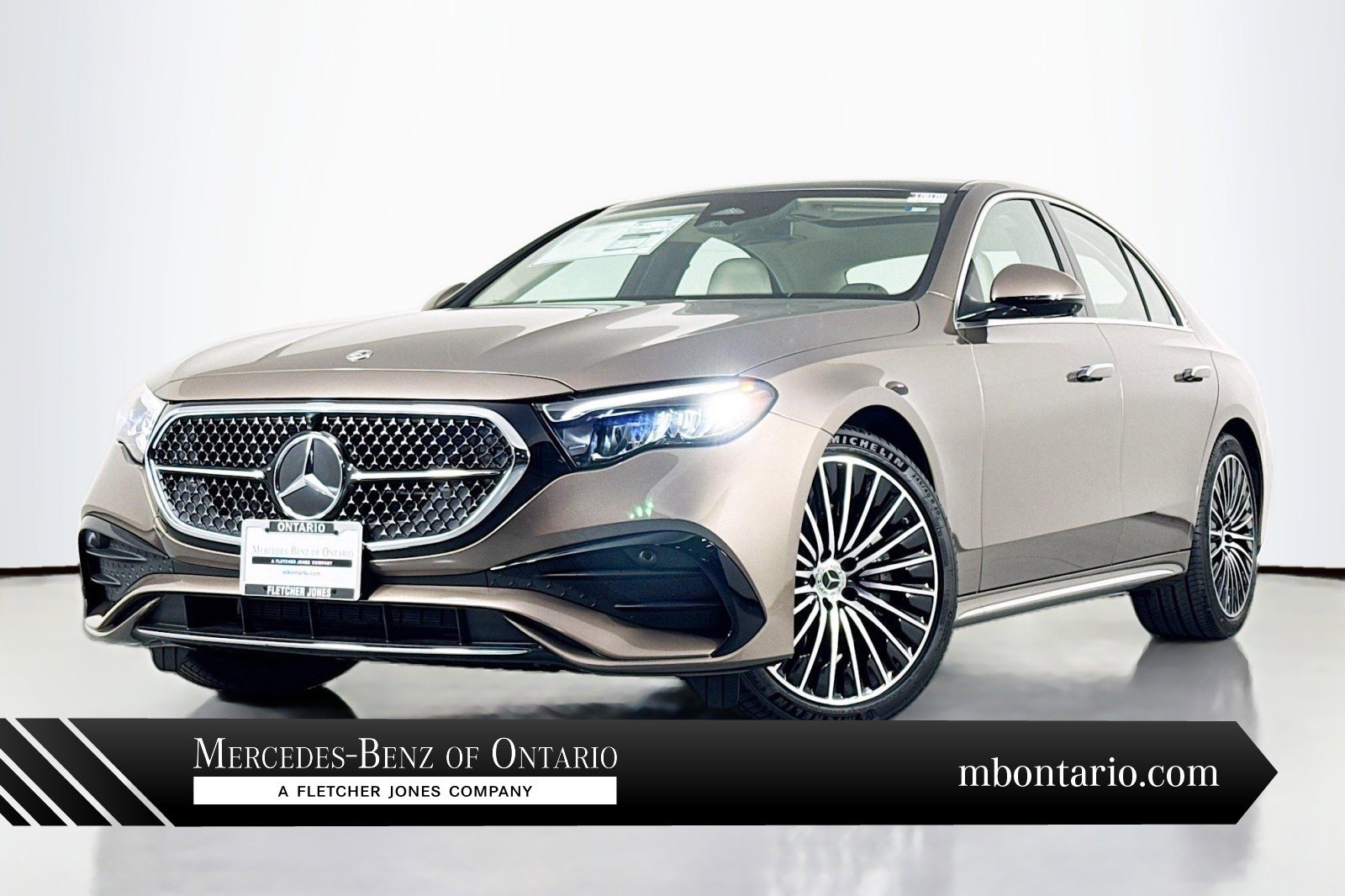New 2026 Mercedes-Benz E 450 4MATIC Sedan image 1