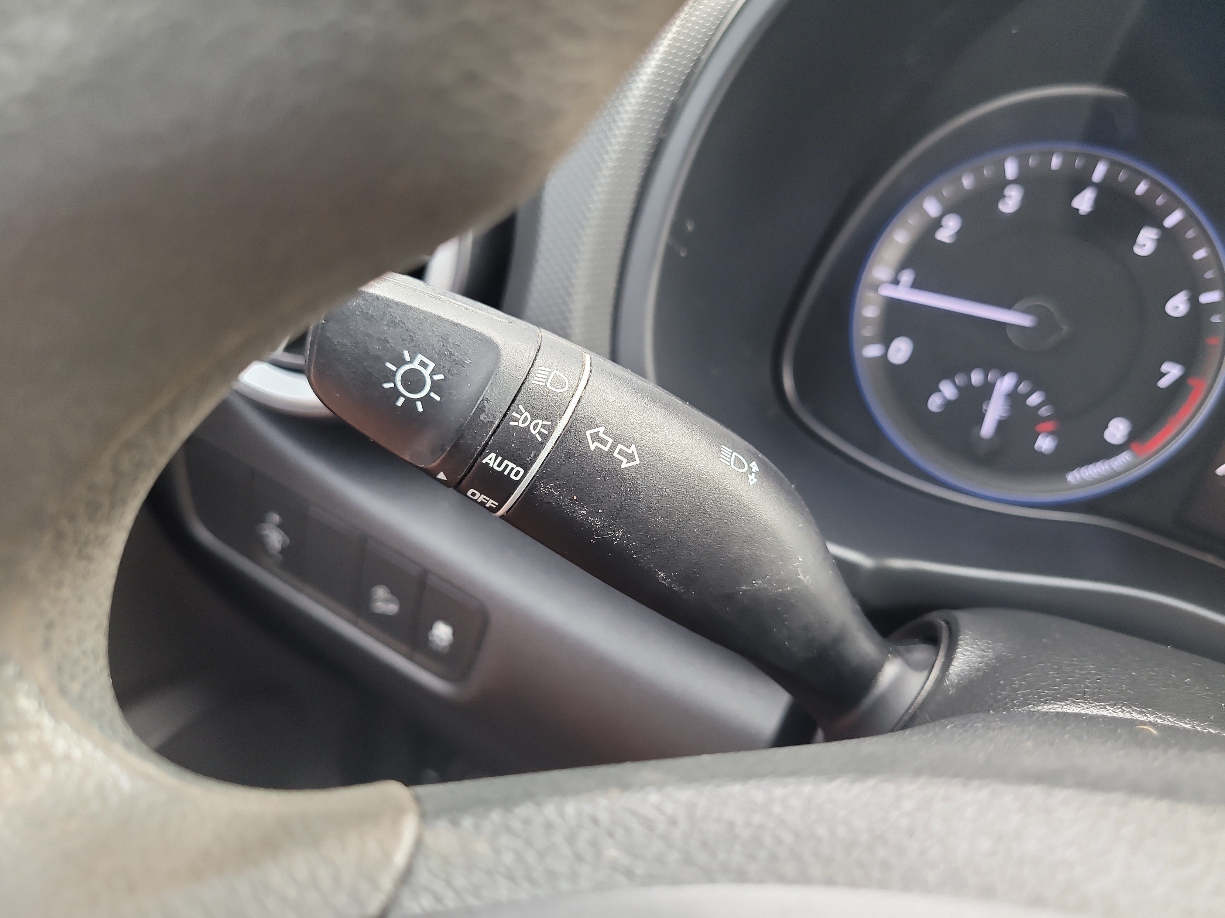 Used 2022 Hyundai Kona SE FWD image 30