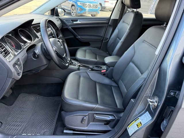 Used 2018 Volkswagen Golf S image 12