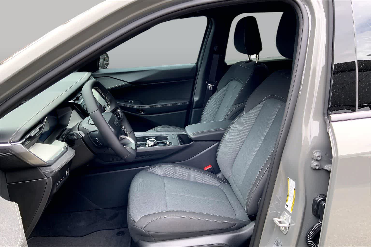 New 2026 Jeep Cherokee Laredo AWD/4WD image 7