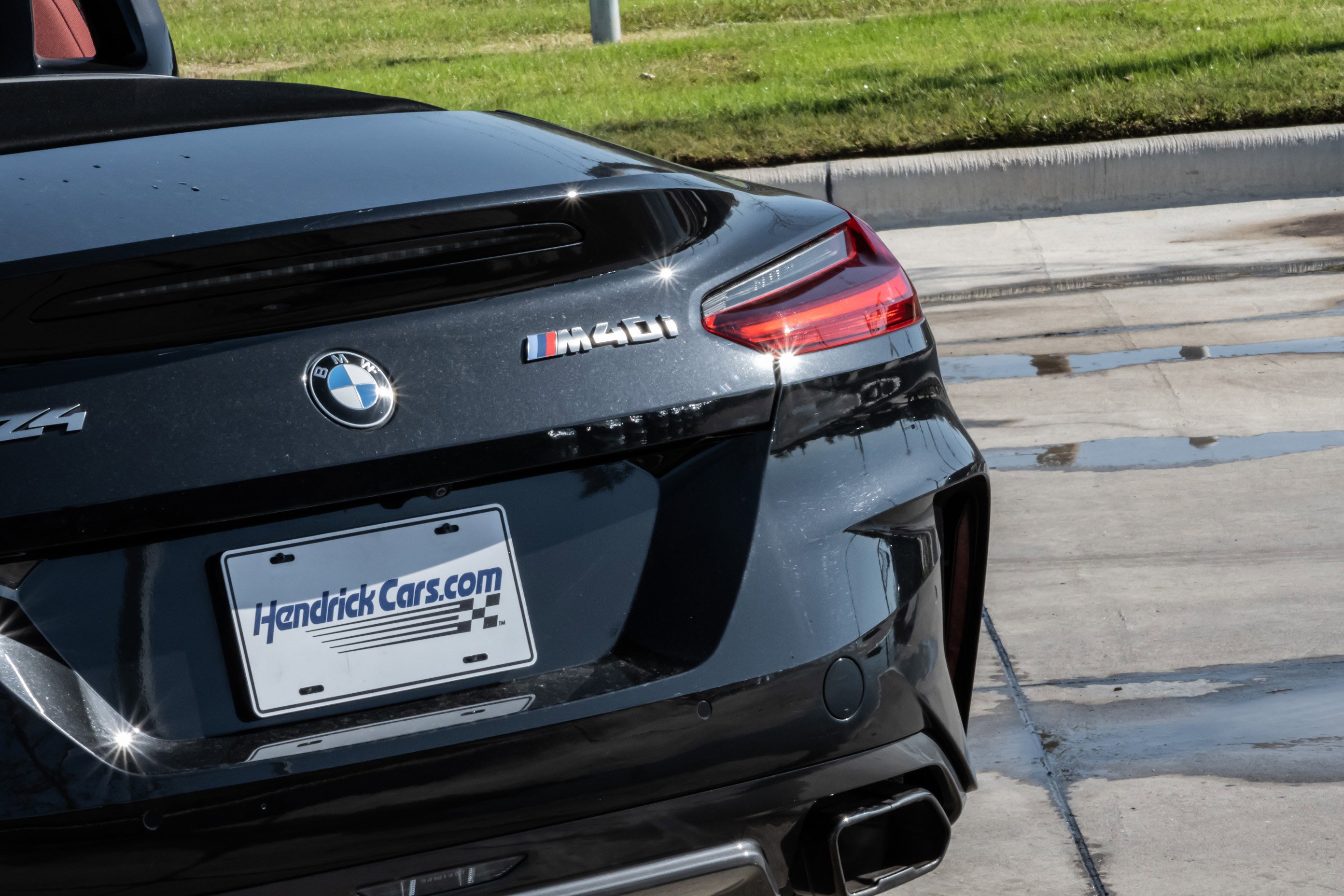 Certified 2025 BMW Z4 M40i w/ Premium Package image 5