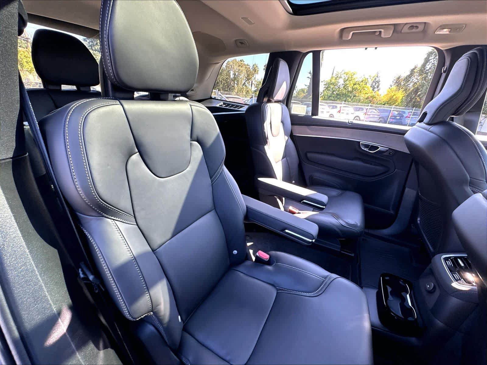 New 2026 Volvo XC90 T8 Ultra w/ Protection Package AWD/4WD image 27