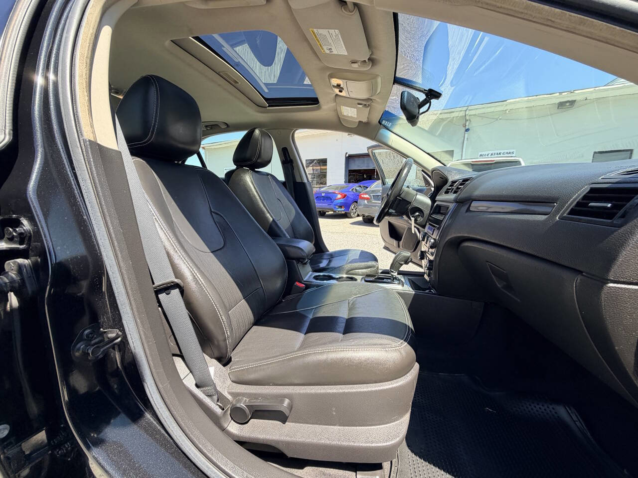 Used 2010 Ford Fusion Sport FWD image 10
