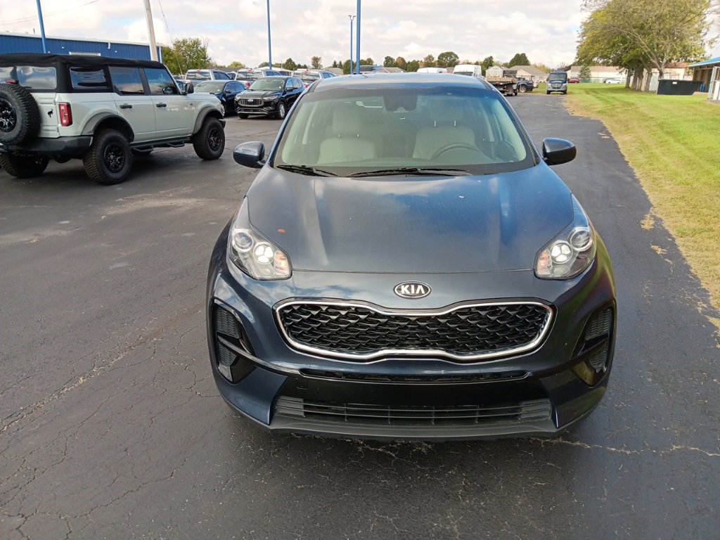 Used 2022 Kia Sportage LX image 2