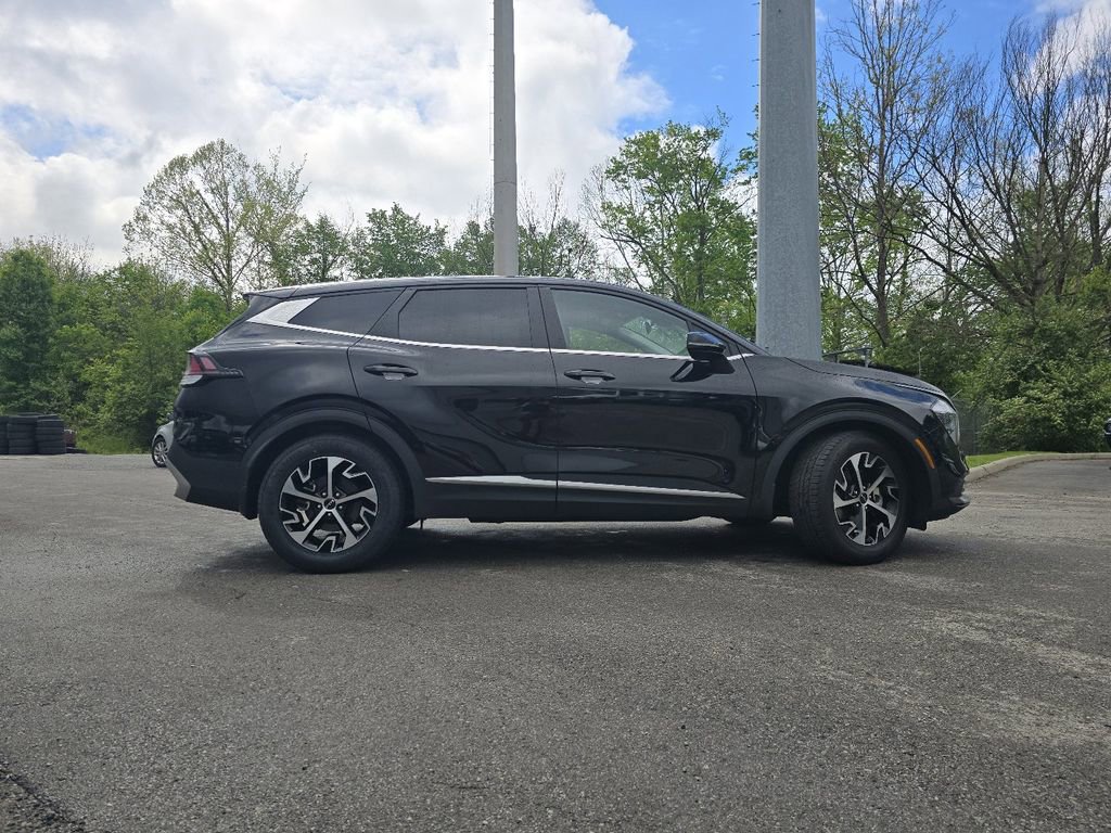 Used 2023 Kia Sportage EX FWD image 17