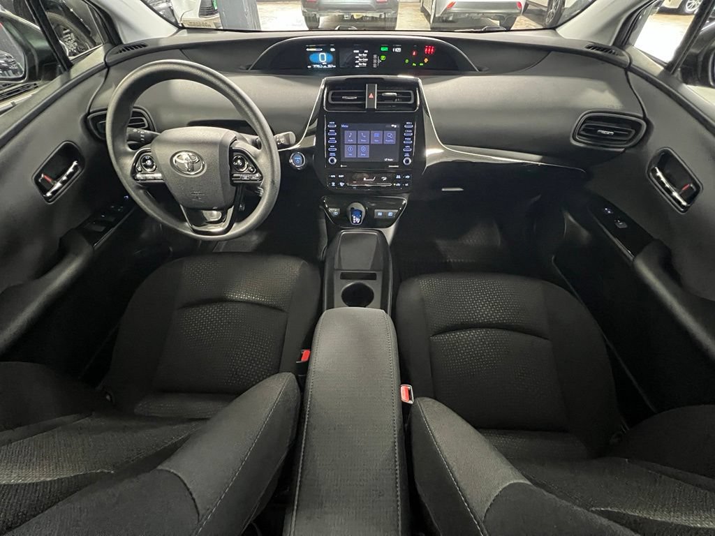 Certified 2022 Toyota Prius LE FWD image 23
