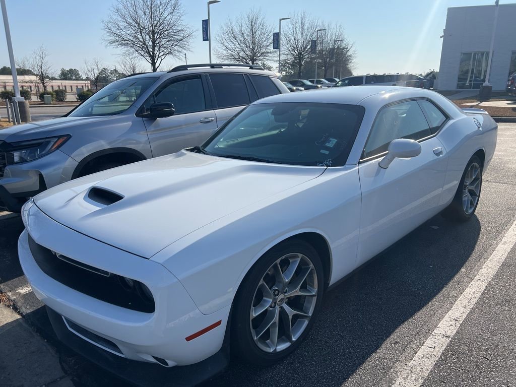 Used 2022 Dodge Challenger GT image 3