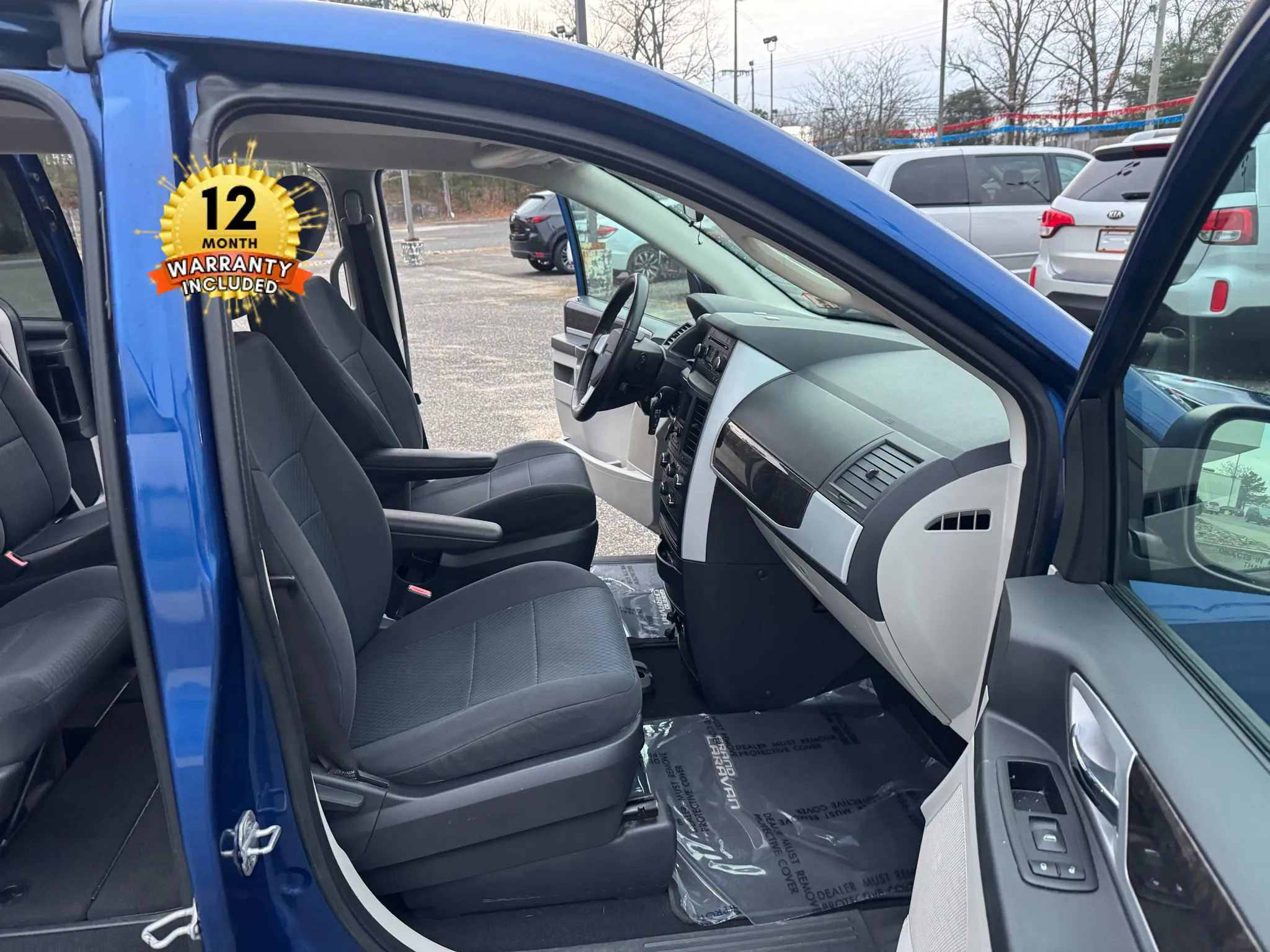 Used 2010 Dodge Grand Caravan SXT image 17