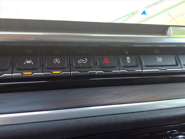 Used 2025 GMC Sierra 1500 SLT image 7