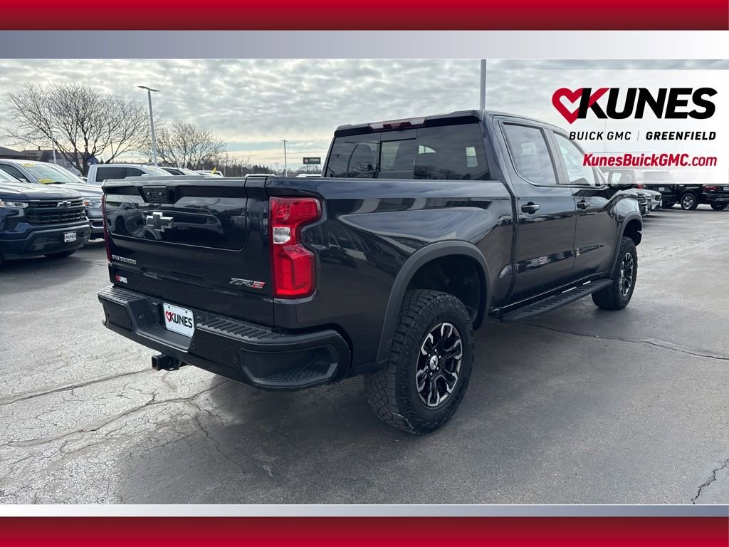 Used 2023 Chevrolet Silverado 1500 ZR2 w/ Technology Package image 5