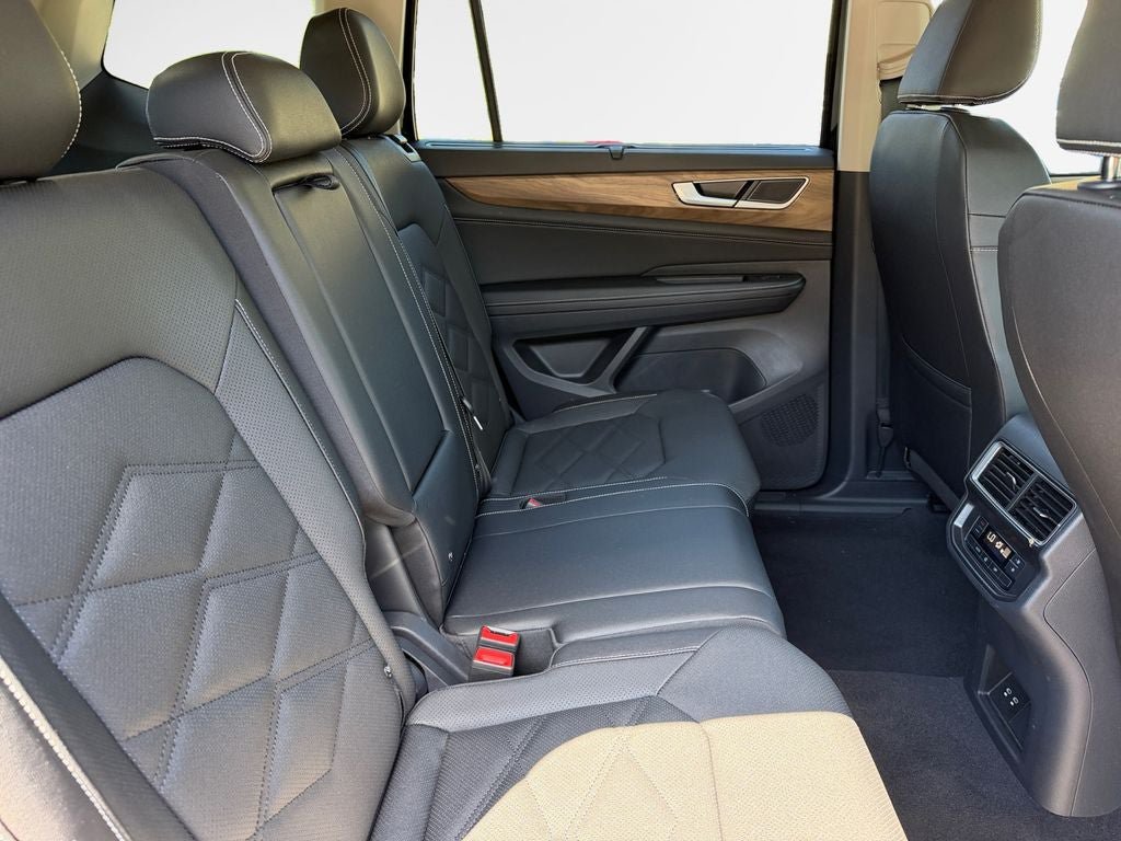 Used 2026 Volkswagen Atlas SE AWD/4WD image 27