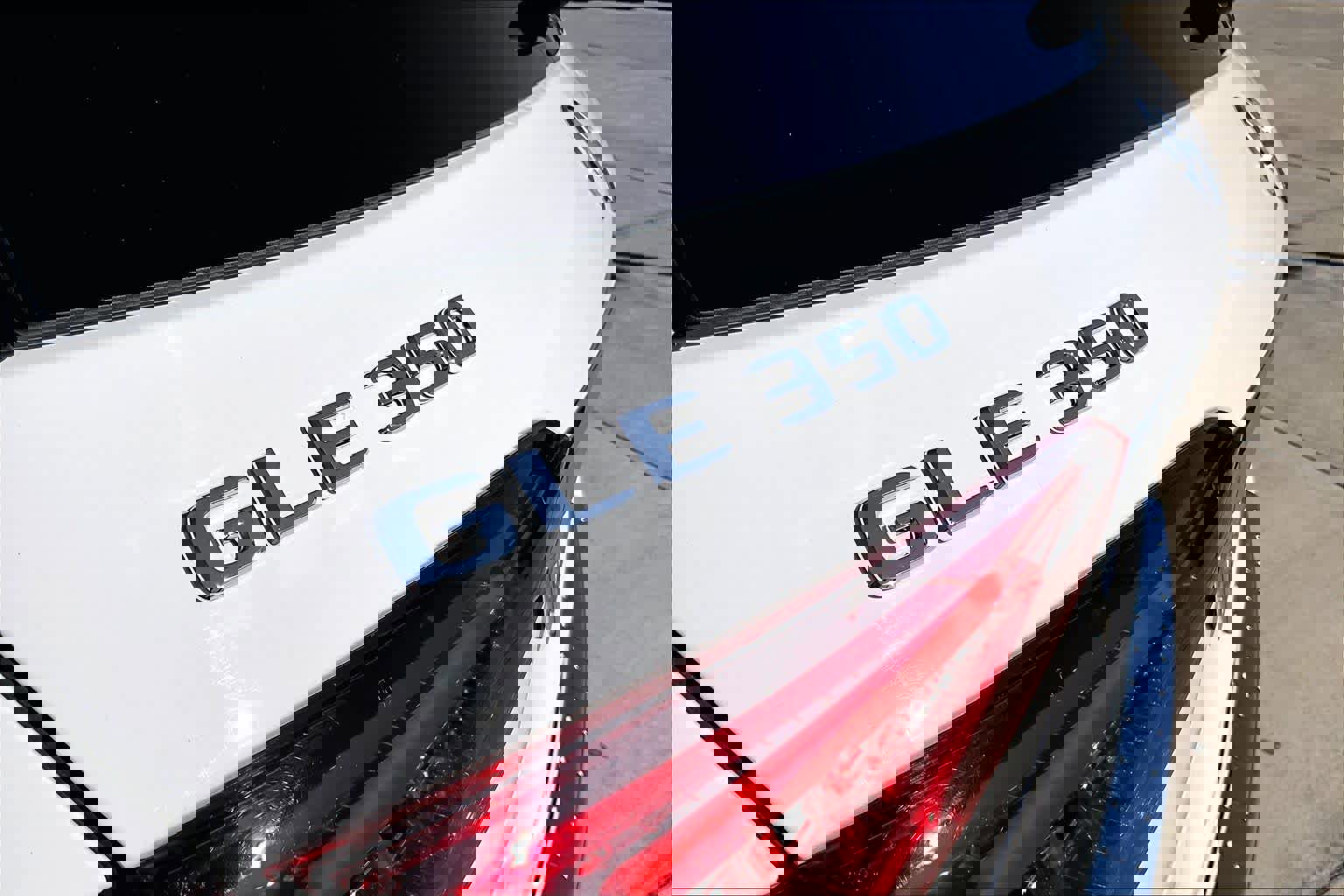 Used 2023 Mercedes-Benz GLE 350 4MATIC image 9